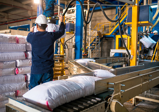 Foto Mettler-Toledo rediseña la gama de controladoras de peso de alta carga C2 para mejorar la productividad.